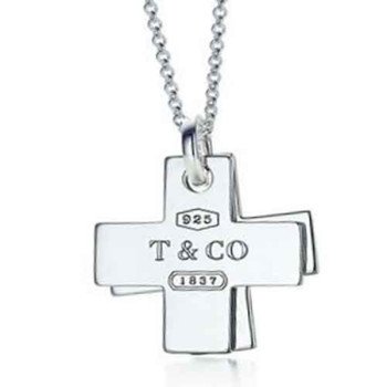 Hypoallergenic Dainty Geometric Halo Pendant Chain Quiet Luxury