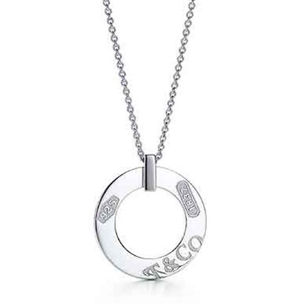 Scandinavian Style Clean Line Circle Pendant Non-Tarnish Choker