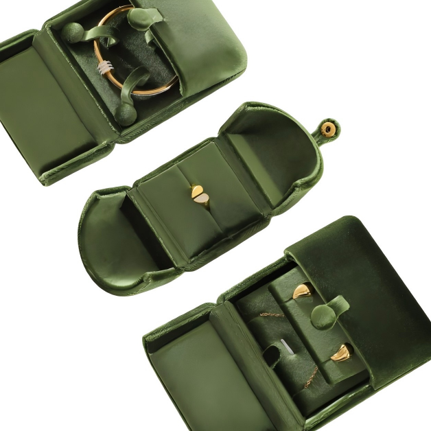 Wholesale Luxury Velvet Jewelry Box Portable Jewelry Gift Packaging Box